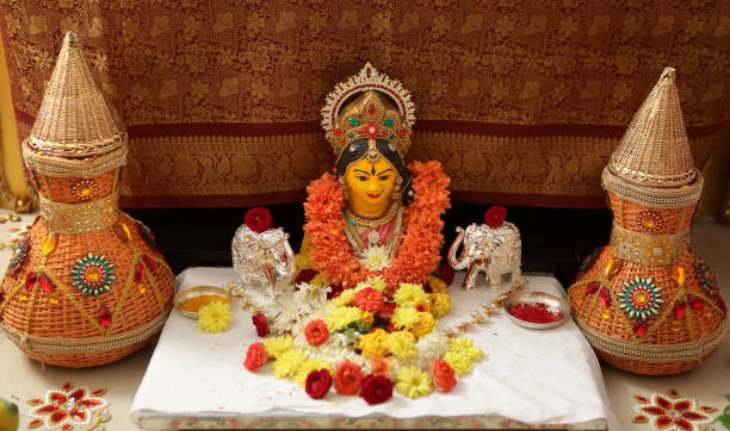 नवरात्रि के 9 दिन 9 तरह के भोग का महत्व