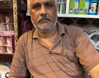 क्लीनिक में घुसकर तोड़फोड़-मारपीट
