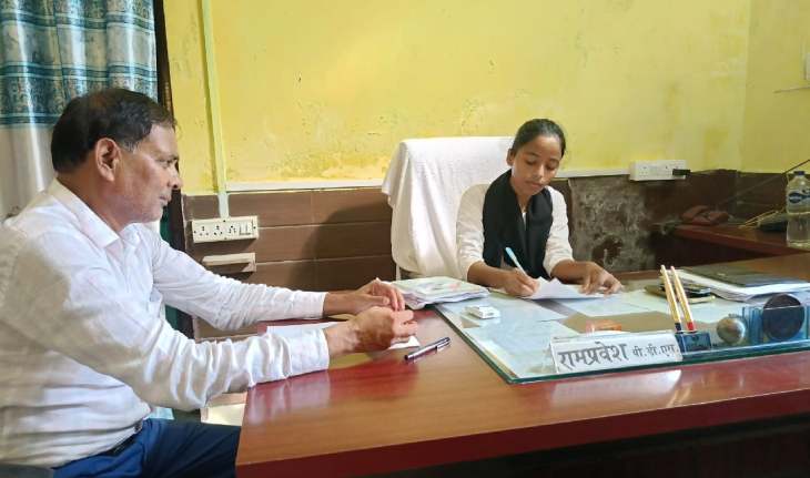 कक्षा 11 की छात्रा बनी बीडीओ