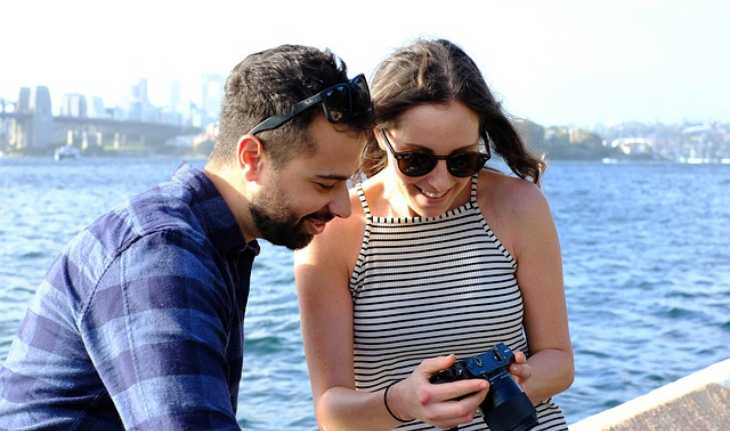 क्या वो हर वक्त आपको नोटिस करता है