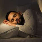 नींद की कमी को न करें नजरअंदाज बढ़ रहा है, Depression का खतरा!