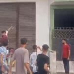 Pilibhit में सड़क पर हंगामा, दो पक्षों में जमकर लाठी-डंडे चले!