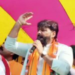 Bihar Election : जब पवन सिंह बोले — हम बिहारी हई जी, थोड़ा संस्कारी हई जी… पूरा नरकटियागंज झूम उठा!