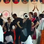 Bihar Election : प्रियंका गांधी ने थारू आदिवासियों के साथ लगाए ठुमके, बोलीं, ‘डबल इंजन रिमोट से चलता है!