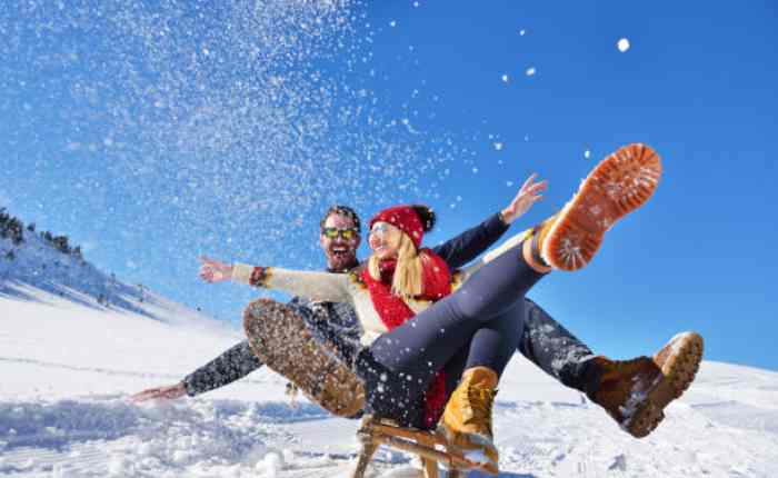 couple winter trip