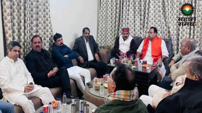 After Rajputs, Brahmin MLAs gather, leaving BJP sleepless