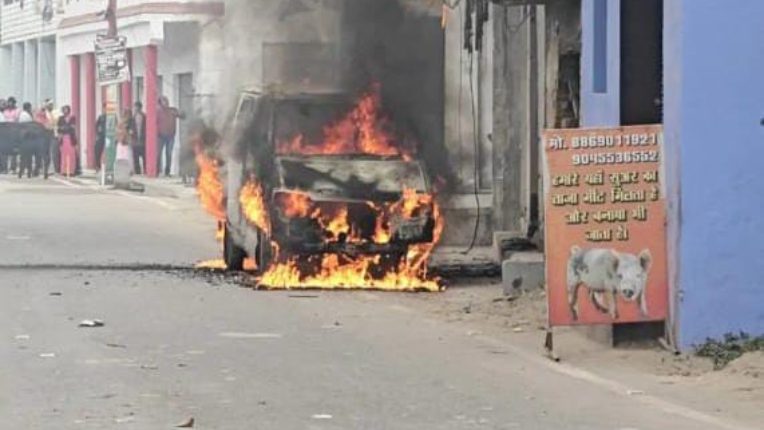 Eeco car catches fire during illegal gas refilling in Pilibhit