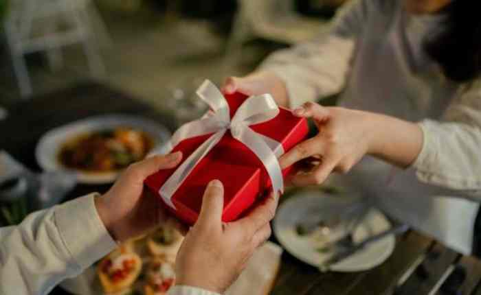 Valentine Day Surprise Ideas