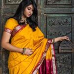 FashionTips: शादी में सबसे अलग दिखना है? सिल्क साड़ी के ये फैशन टिप्स