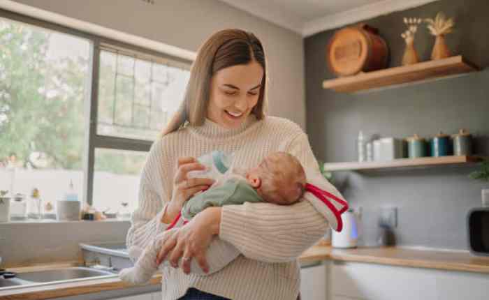 newborn feeding care