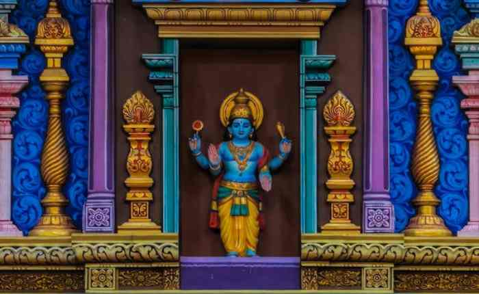 भूलकर भी न करें ये काम