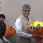 Raghav Chadha joins BJP: Kejariwal को छोड़ BJP में AAP के 7 सांसद