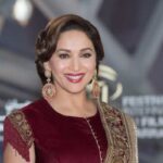 Madhuri Dixit बॉलीवुड Queen: आज भी क्यों करती हैं करोड़ों दिलों पर राज?