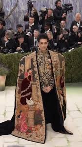https://www.instagram.com/karanjohar/ https://www.saharasamay.in/
